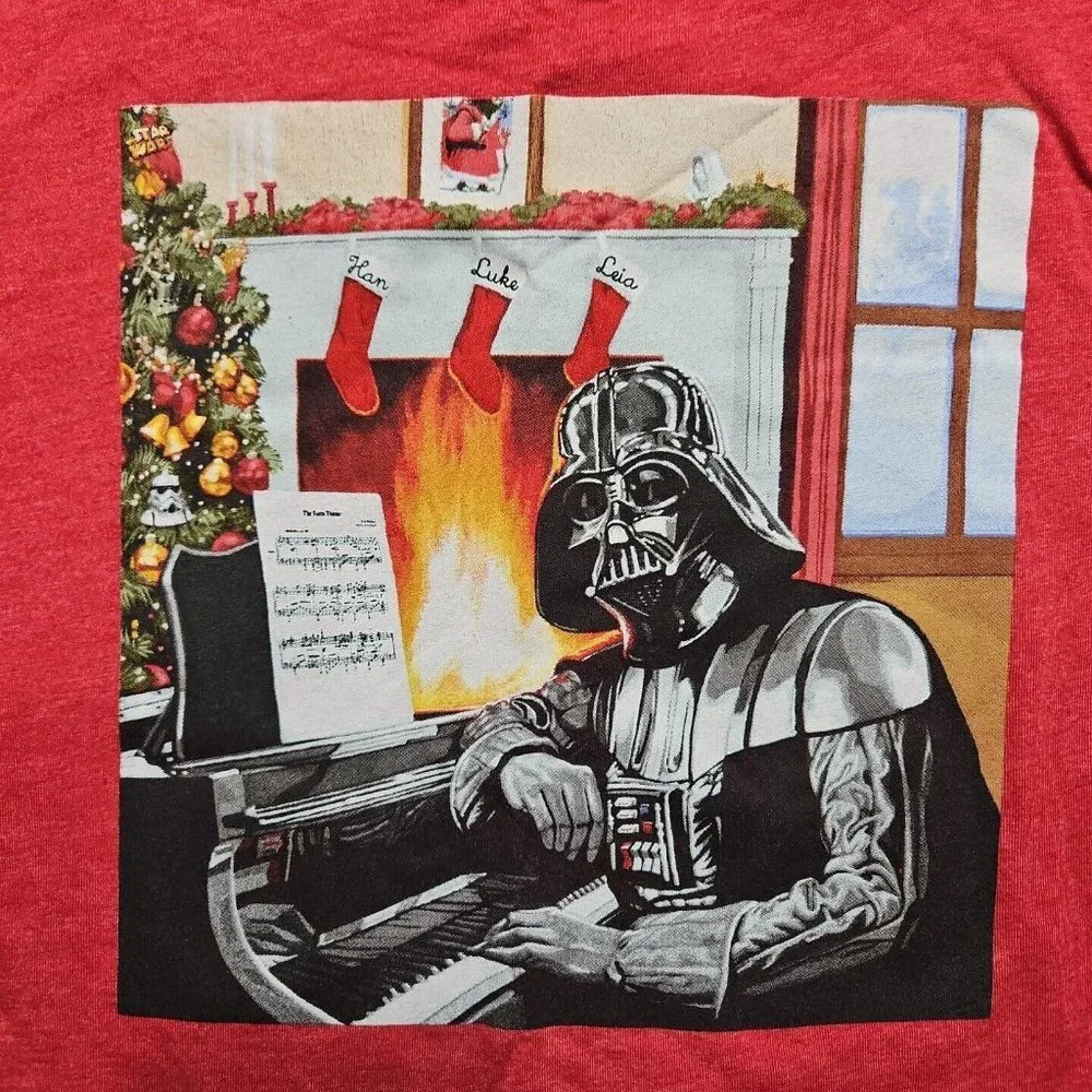 Gap Size Small Disney Star Wars Christmas Darth Vader‎ T-Shirt Stocking Fire